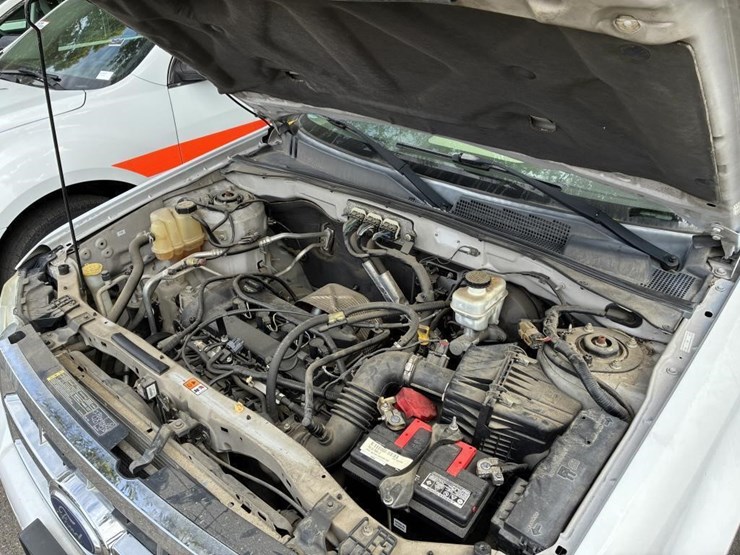 2008-ford-escape-image-6