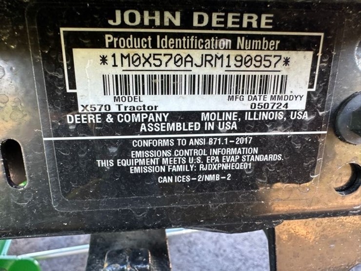 2024-john-deere-x570-image-13