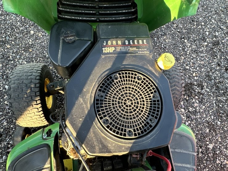 john-deere-lt133-image-10