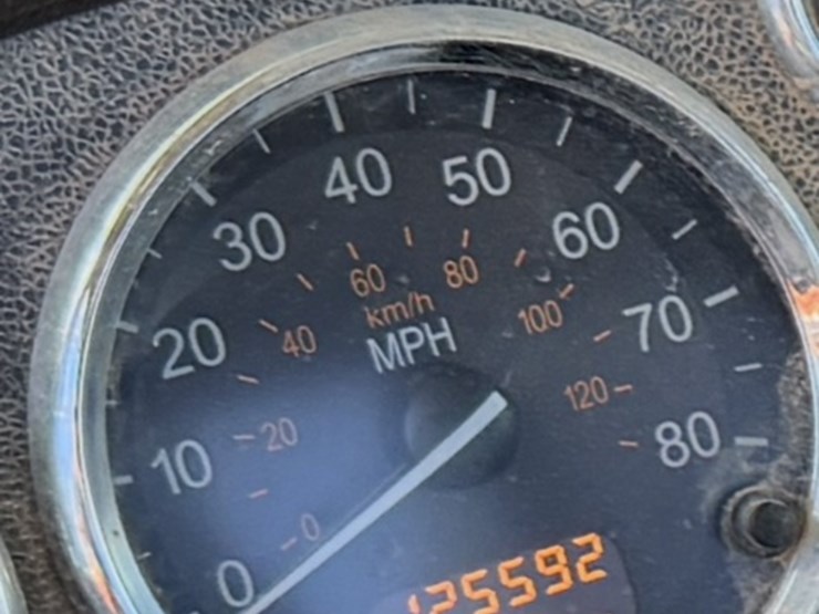 2013-peterbilt-367-image-9