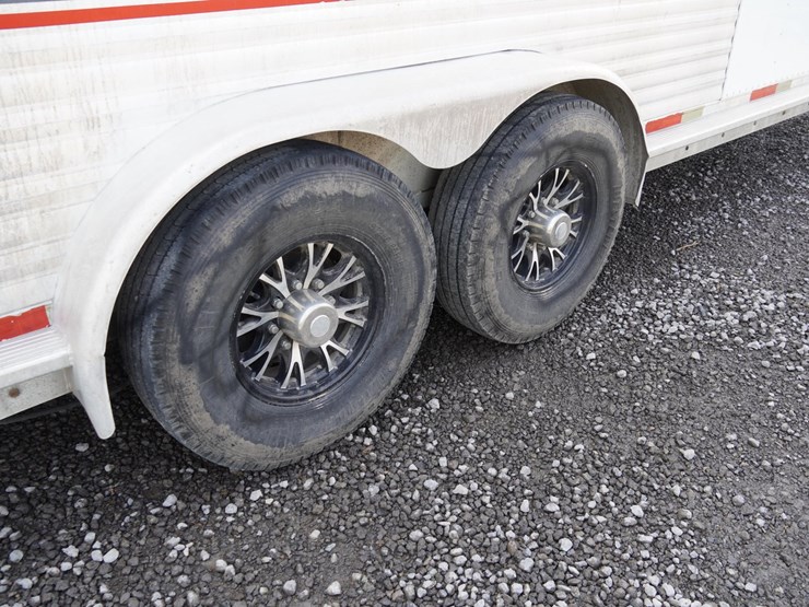 #142-•-1999-exiss-3-slant-aluminum-6-horse-capacity-trailer-image-78