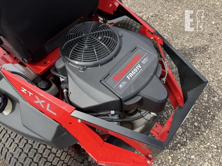2023-gravely-zt-xl-48-image-19
