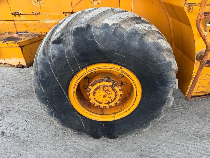 #122-•-1987-kobelco-lk600-wheel-loader-image-15