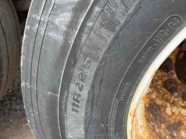 1997-dorsey-walking-floor-image-15