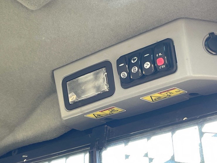 caterpillar-297d2-image-37