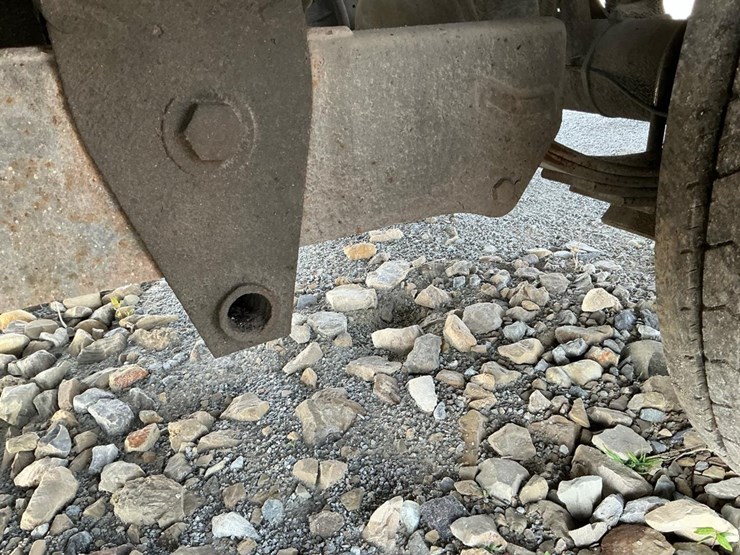 #141-•-2016-eager-beaver-heavy-equipment-trailer-image-23