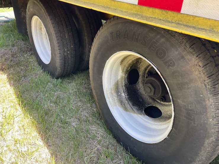 #7155-•-dexter-axle-utility-trailer-(no-title)-image-21