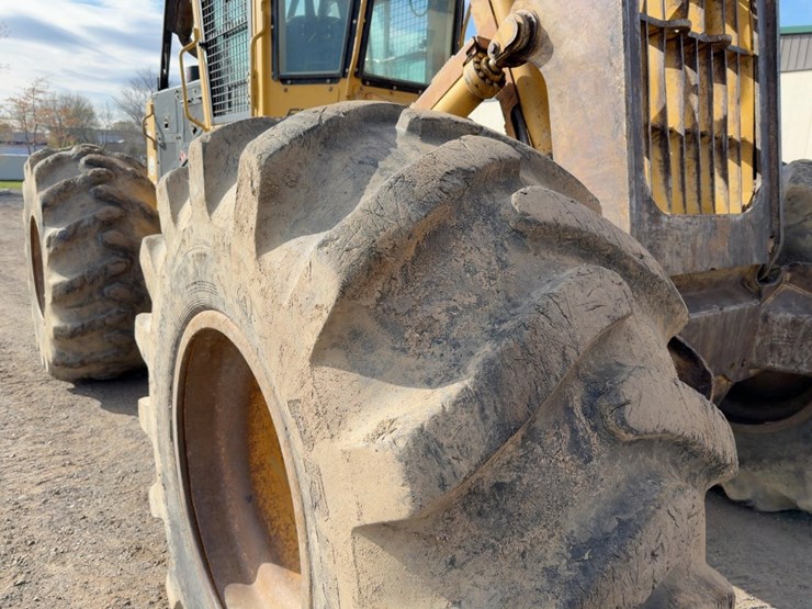 2016-tigercat-610e-image-13