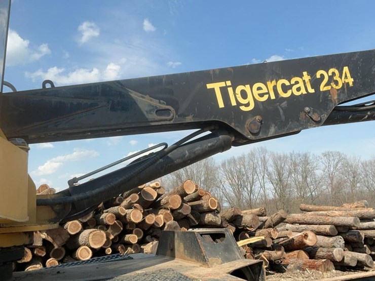 2010-tigercat-234-image-55