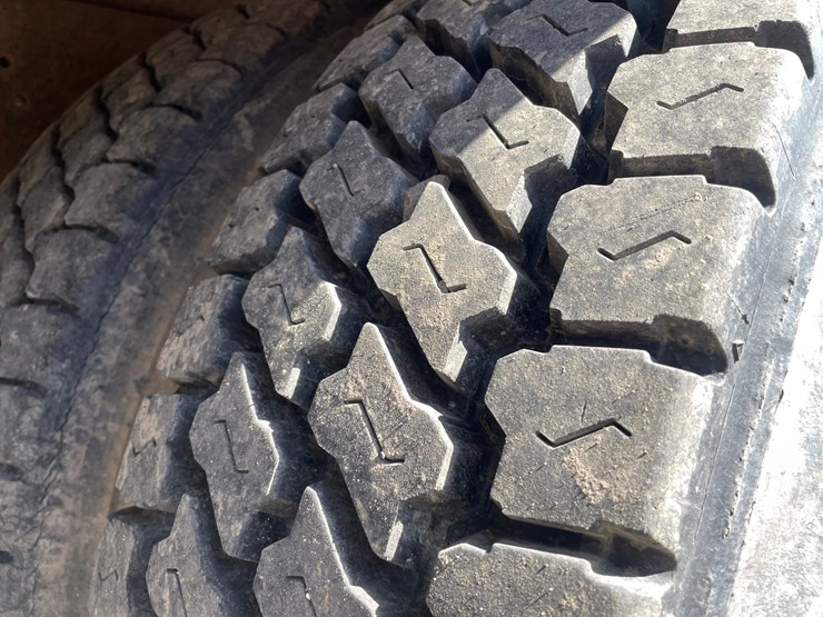 1996-cummins-m11-image-79