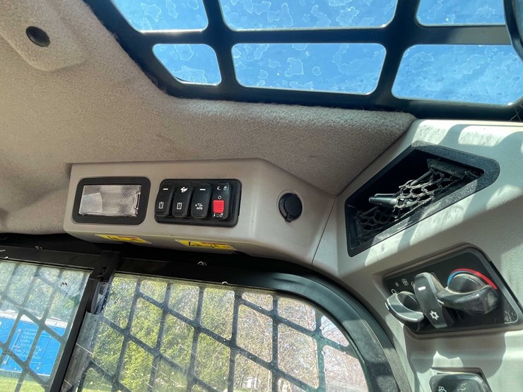 caterpillar-216b-image-36