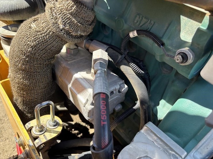 2018-volvo-dd25b-image-39