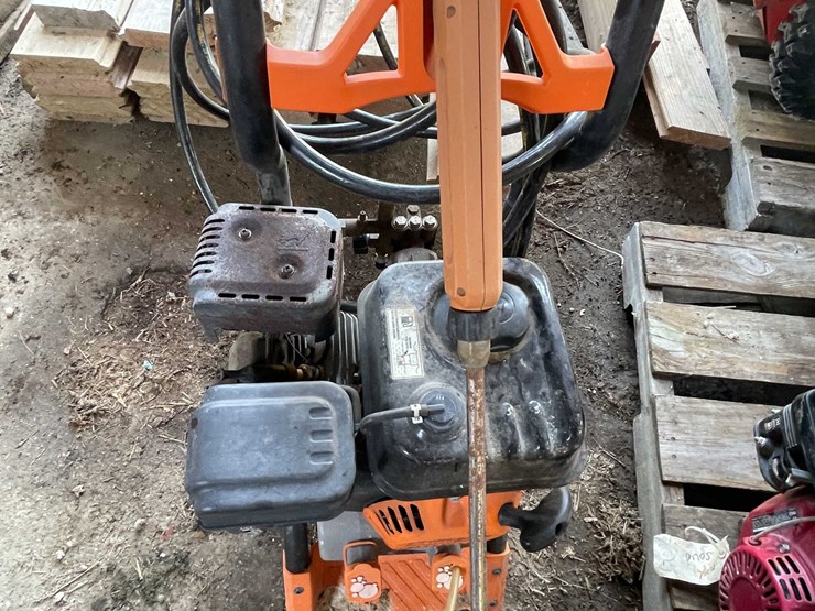 #7413-•-generac-pressure-washer-image-3