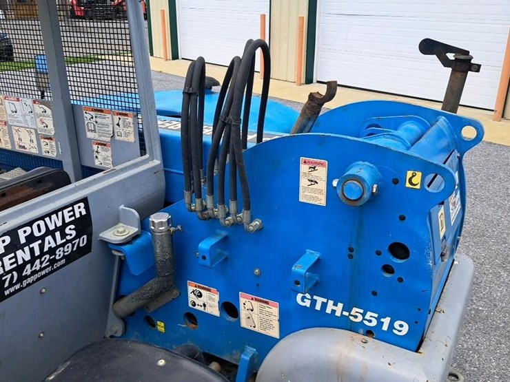 2012-genie-gth5519-image-25