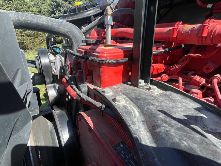 2020-freightliner-m2-106-image-79