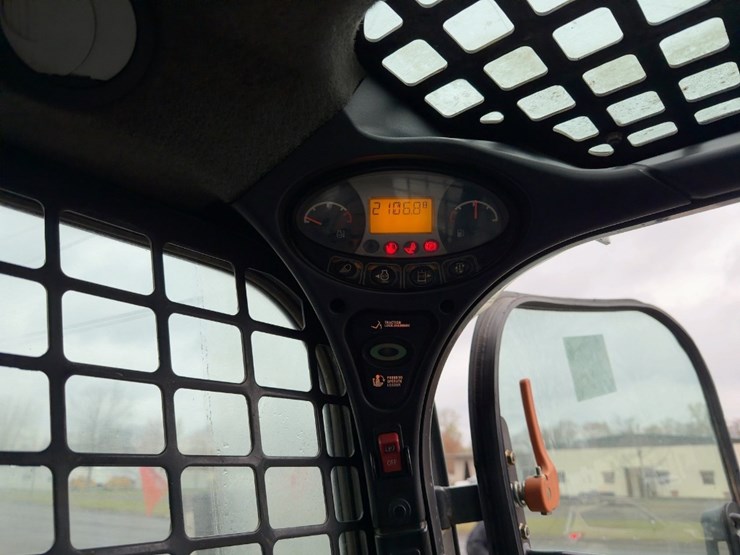 2013-bobcat-t650-image-24