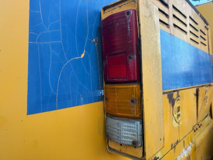 #122-•-1987-kobelco-lk600-wheel-loader-image-29