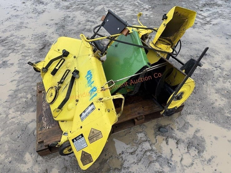 john-deere-212-image-10