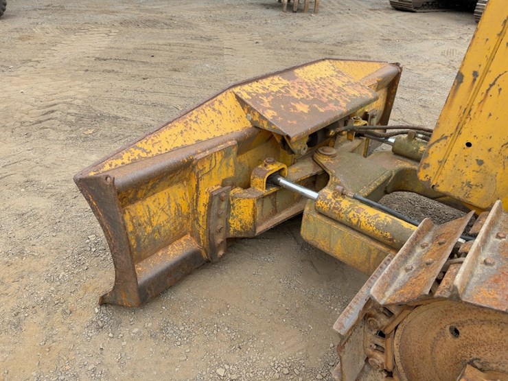 1984-deere-450d-image-10