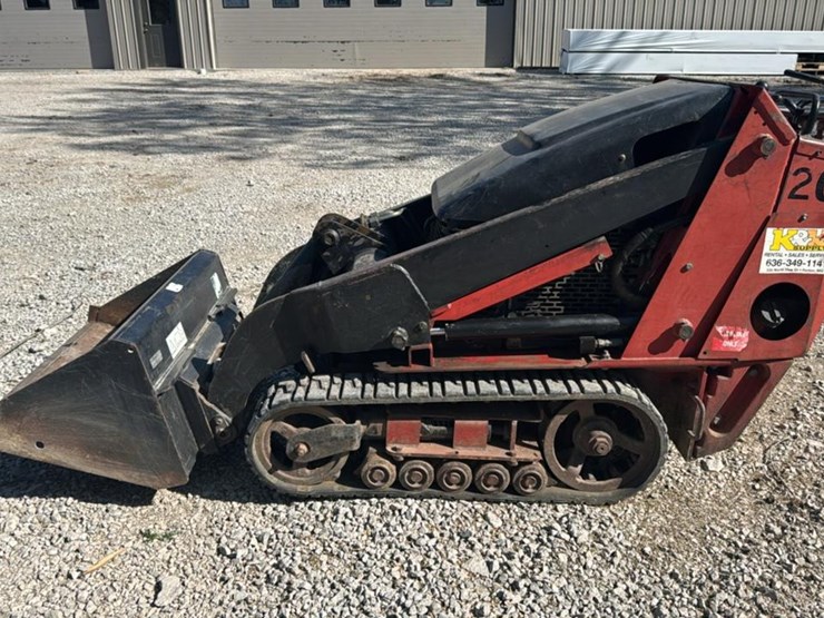 #106-•-dingo-mini-skid-steer-image-1