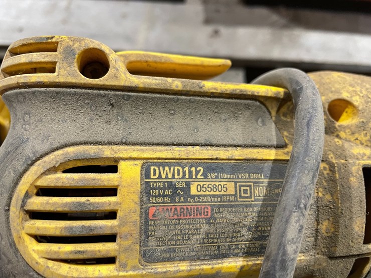 #5054-•-(3)-dewalt-power-tools-image-5