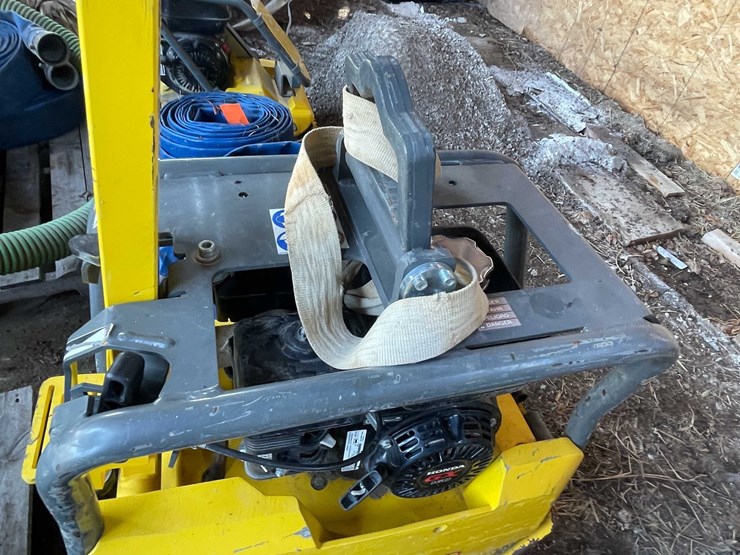 #7411-•-wacker-neuson-plate-compactor-image-11