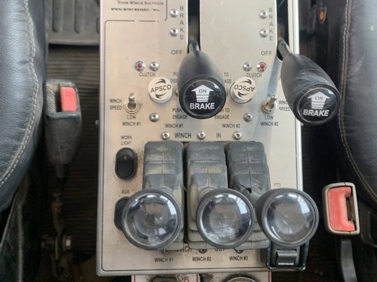 2005-kenworth-t800b-image-25