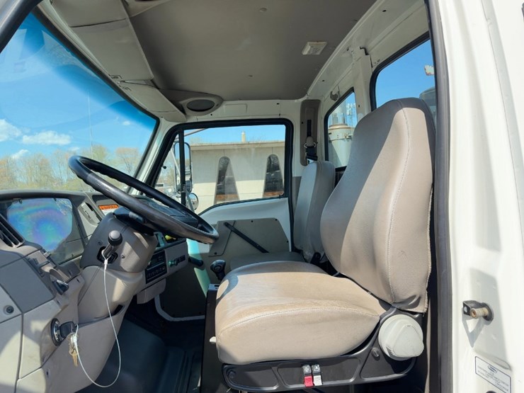 2001-caterpillar-3126-image-24