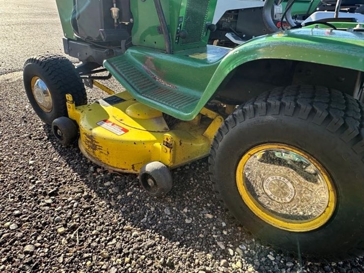 john-deere-116-image-6