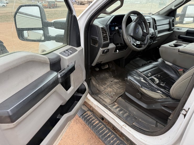 2019-ford-f250-image-11