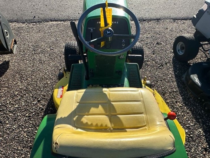 john-deere-116-image-8