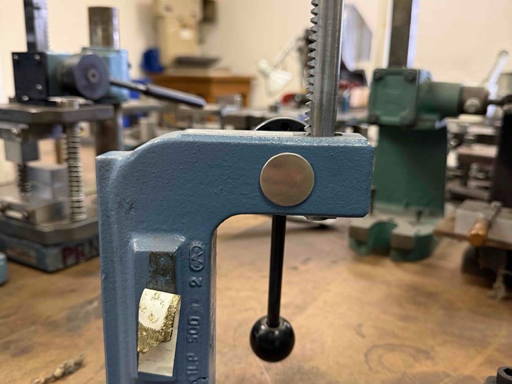 janesville-hand-press(3)-image-2
