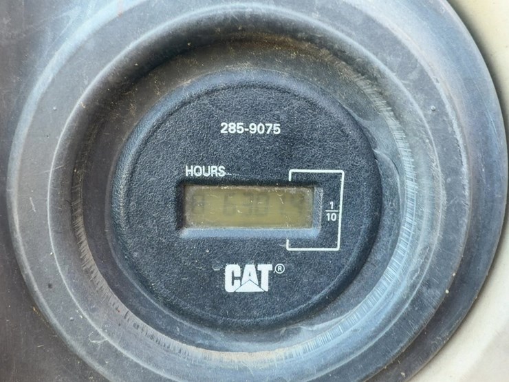 2003-caterpillar-m313c-image-26