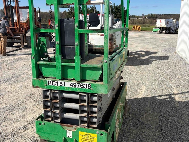 2014-genie-gs1930-image-3