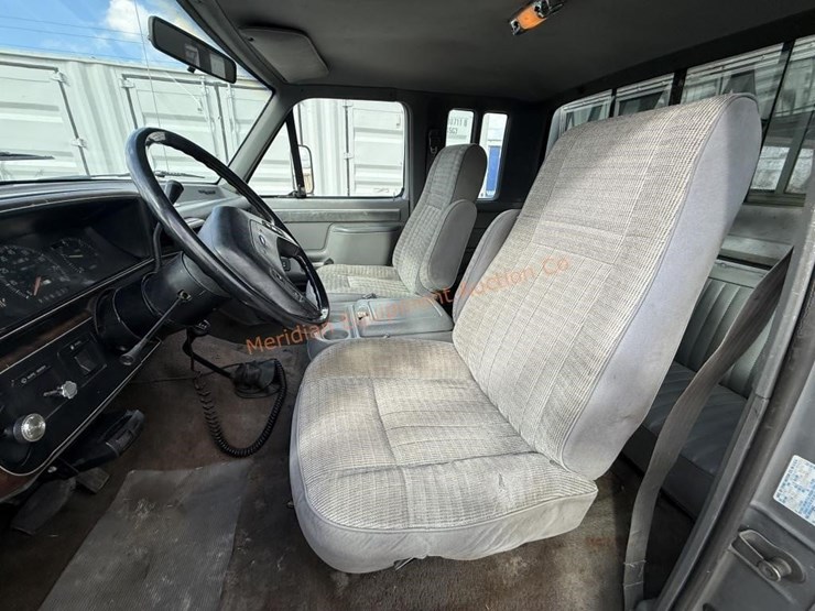 1987-ford-f250-xlt-lariat-image-17