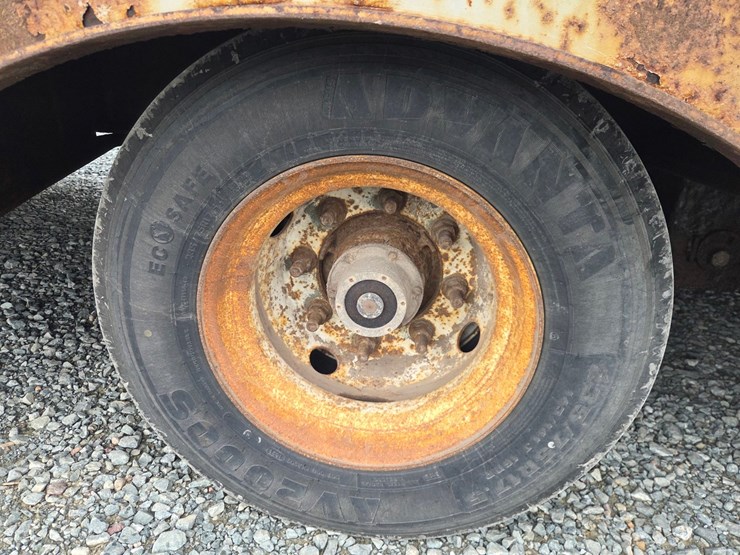 2006-trail-eze-te-70-ht-image-49