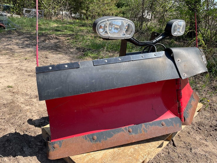 #7422-•-boss-snow-v-plow-image-3