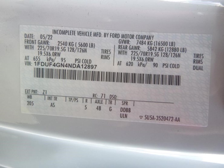 2022-ford-f450-xl-image-23