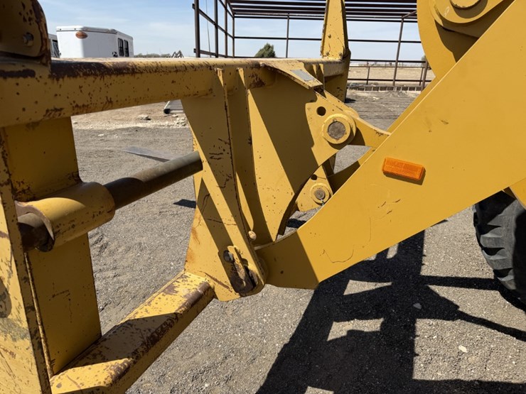 2007-caterpillar-928g-image-7