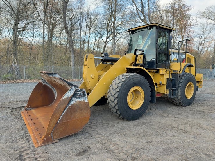 2019-caterpillar-950m-image-1