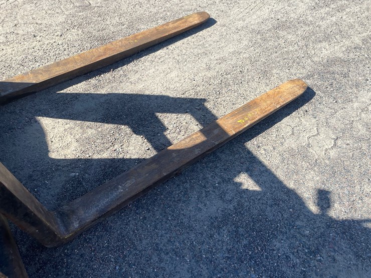 caterpillar-th350b-image-13