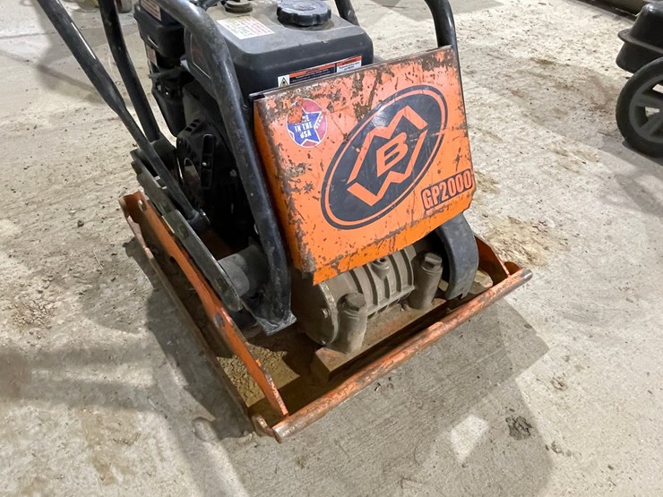 #5013-•-mbw-gp2000-gas-powered-plate-compactor-image-8