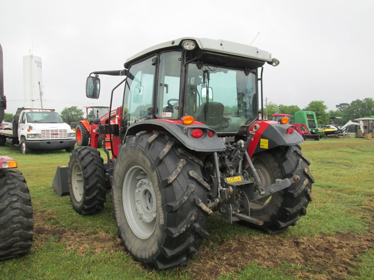 2018-massey-ferguson-4709-image-4