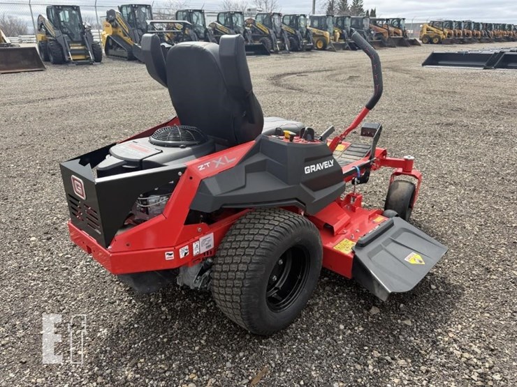 2023-gravely-zt-xl-48-image-3