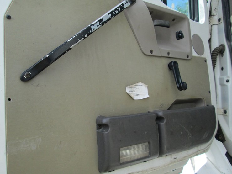 2007-sterling-at9500-image-28