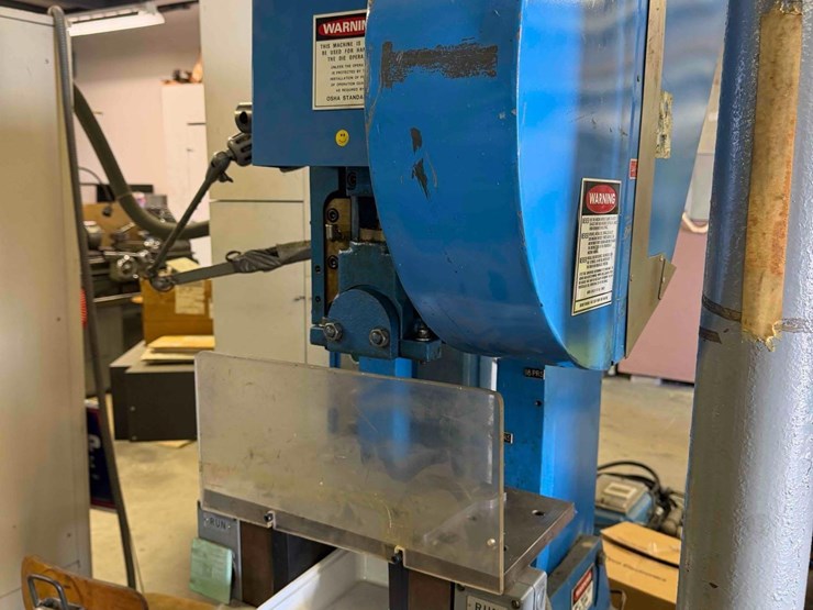 kenco-10-vertical-press-image-2