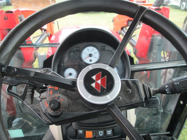 2018-massey-ferguson-4709-image-47