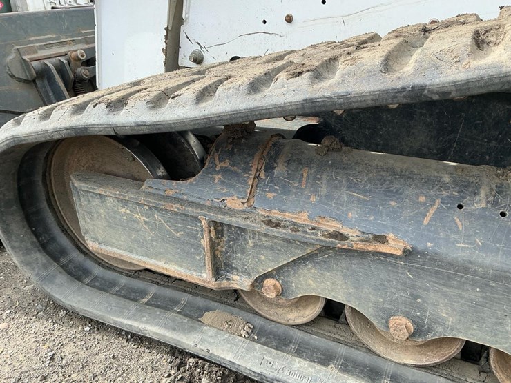 2024-bobcat-t770-image-67