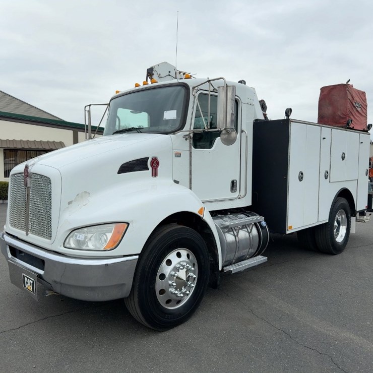 2014 KENWORTH T370