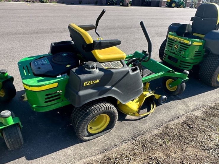 2009-john-deere-z245-image-3